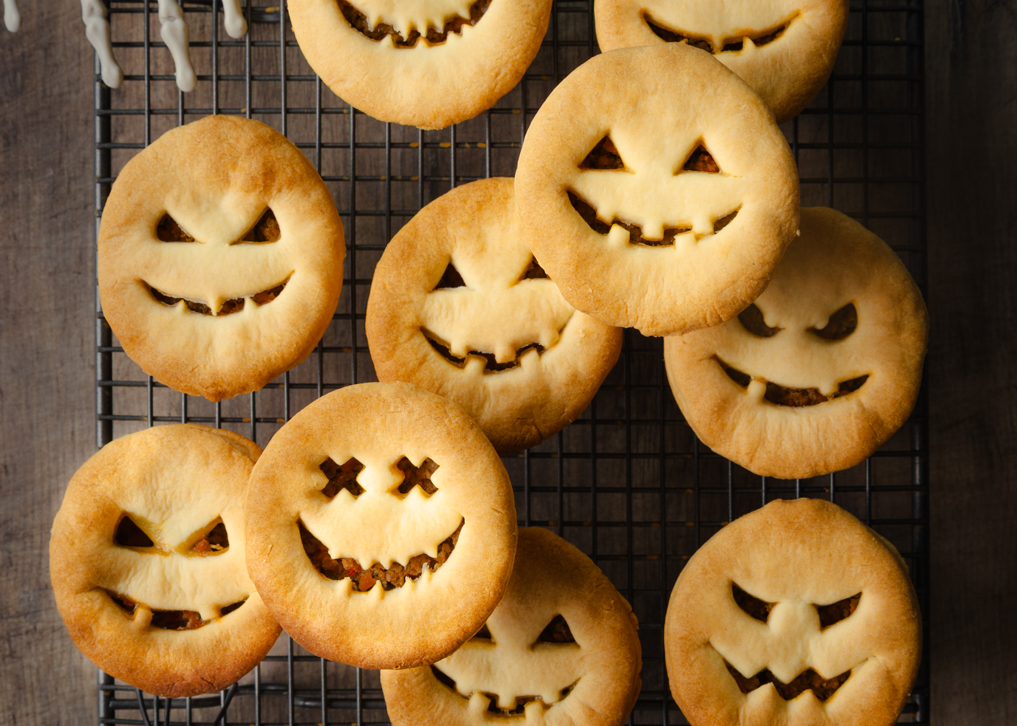 Video thumbnail for Savoury Halloween Pies