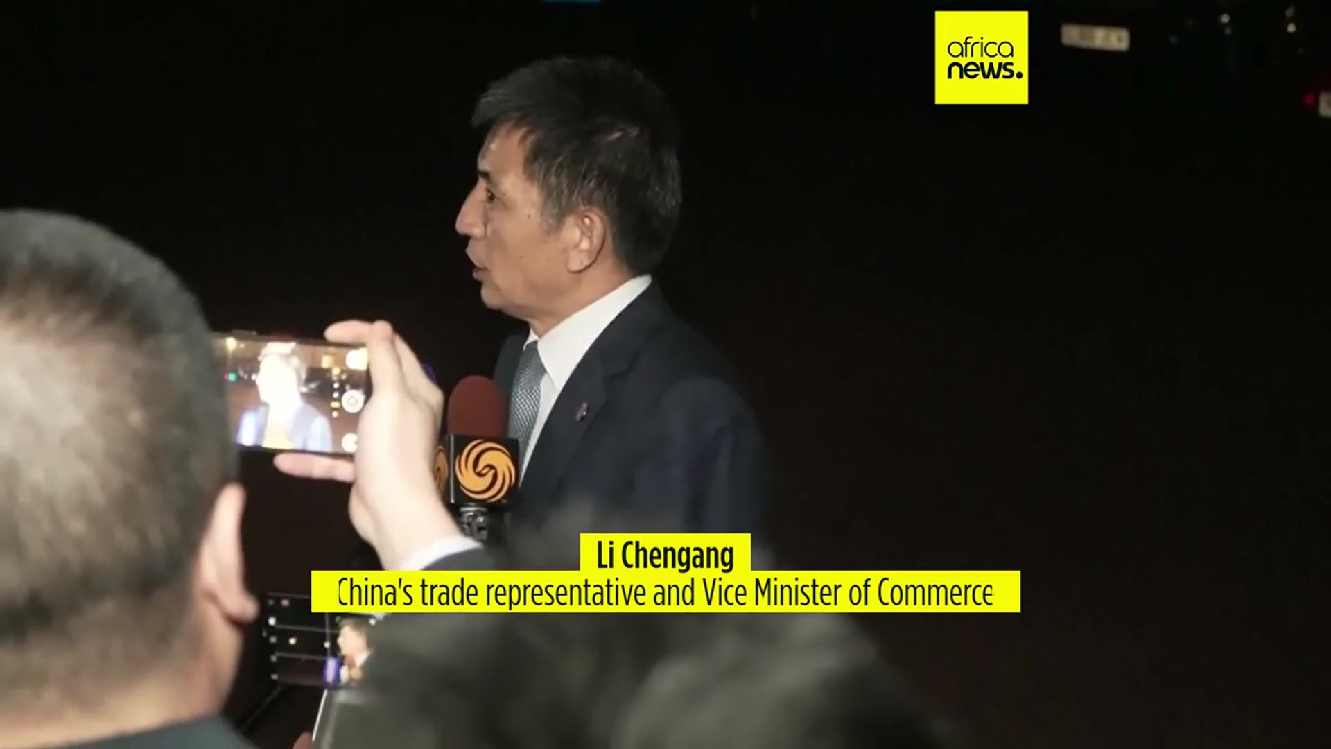 'Video thumbnail for China, U.S. agree 'framework' to resolve trade row'