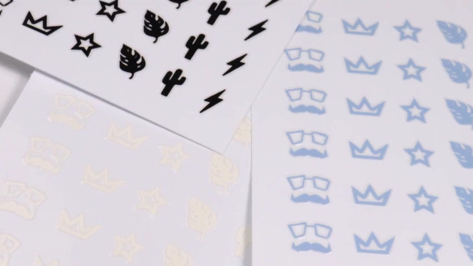 Video thumbnail for Holo Taco x Julien Nail Polish Swatches and Review (720p 24fps)