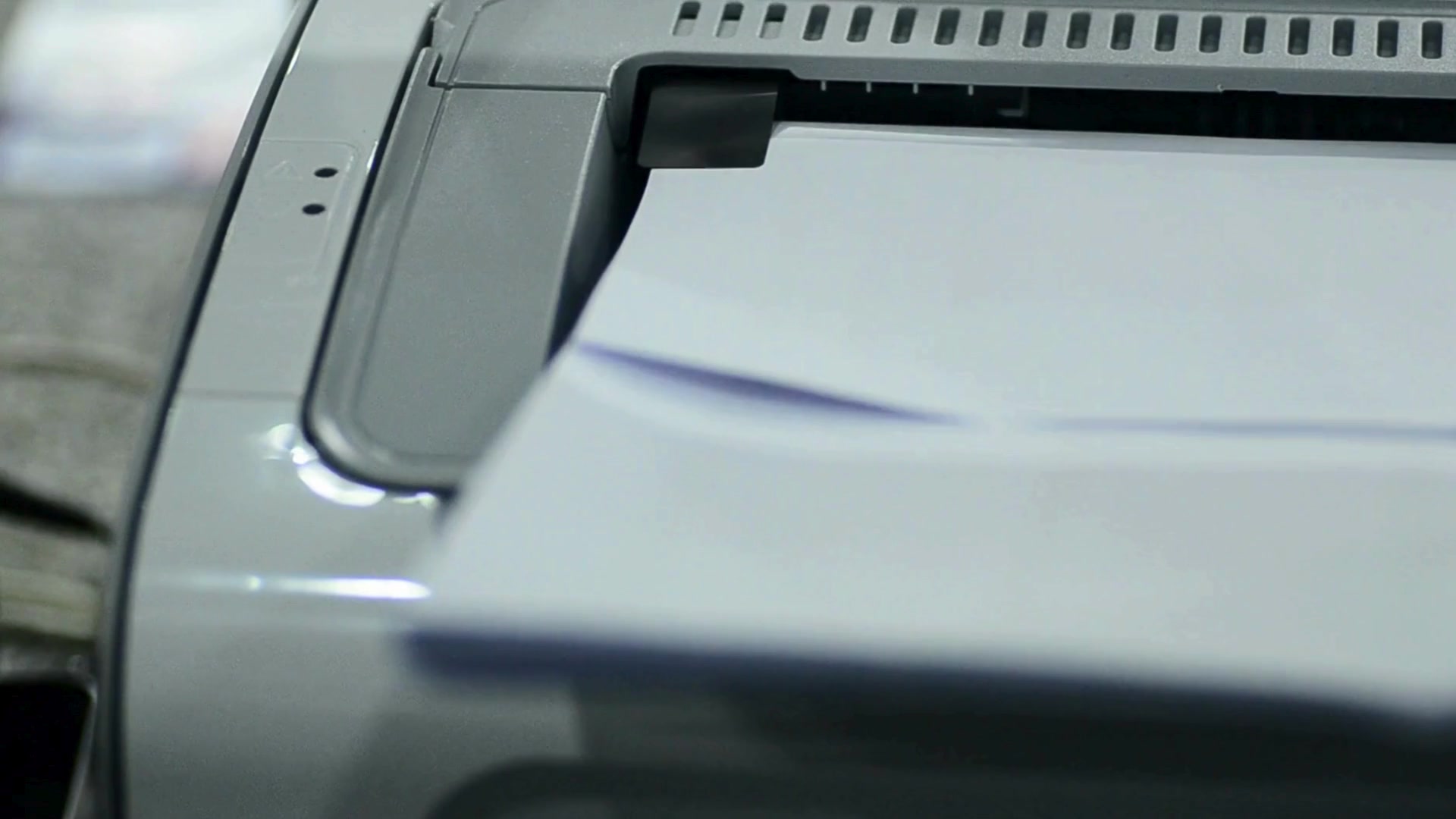 Video thumbnail for How to Write a Resume That Gets Noticed by Employers