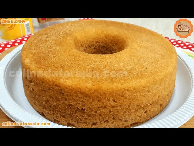'Video thumbnail for Bolo Fofinho de Macaxeira e Aveia Sem Trigo - Culinária Terapia por Dyne e Zinha'