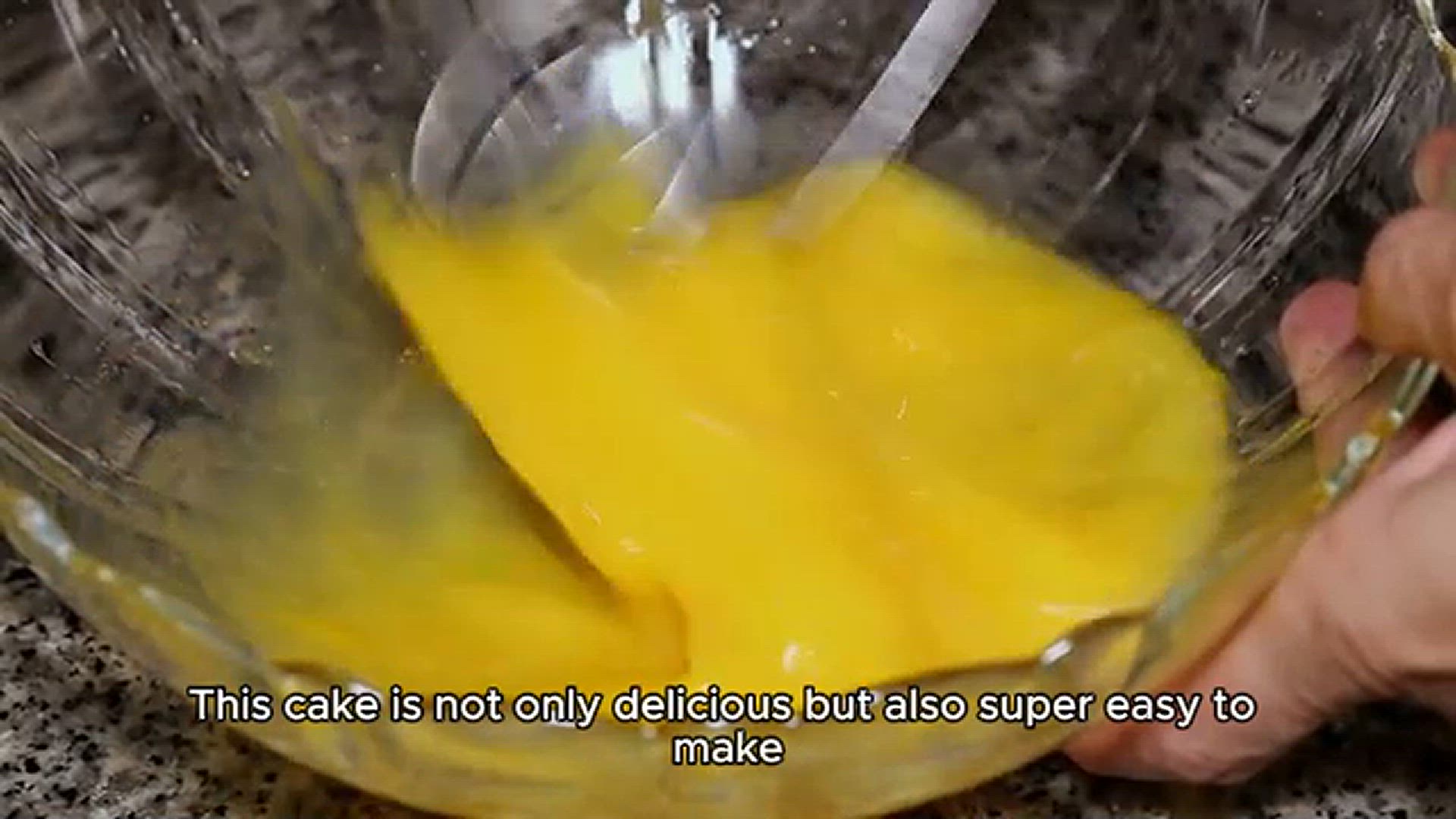 Video thumbnail for Pineapple Juice Cake recipe