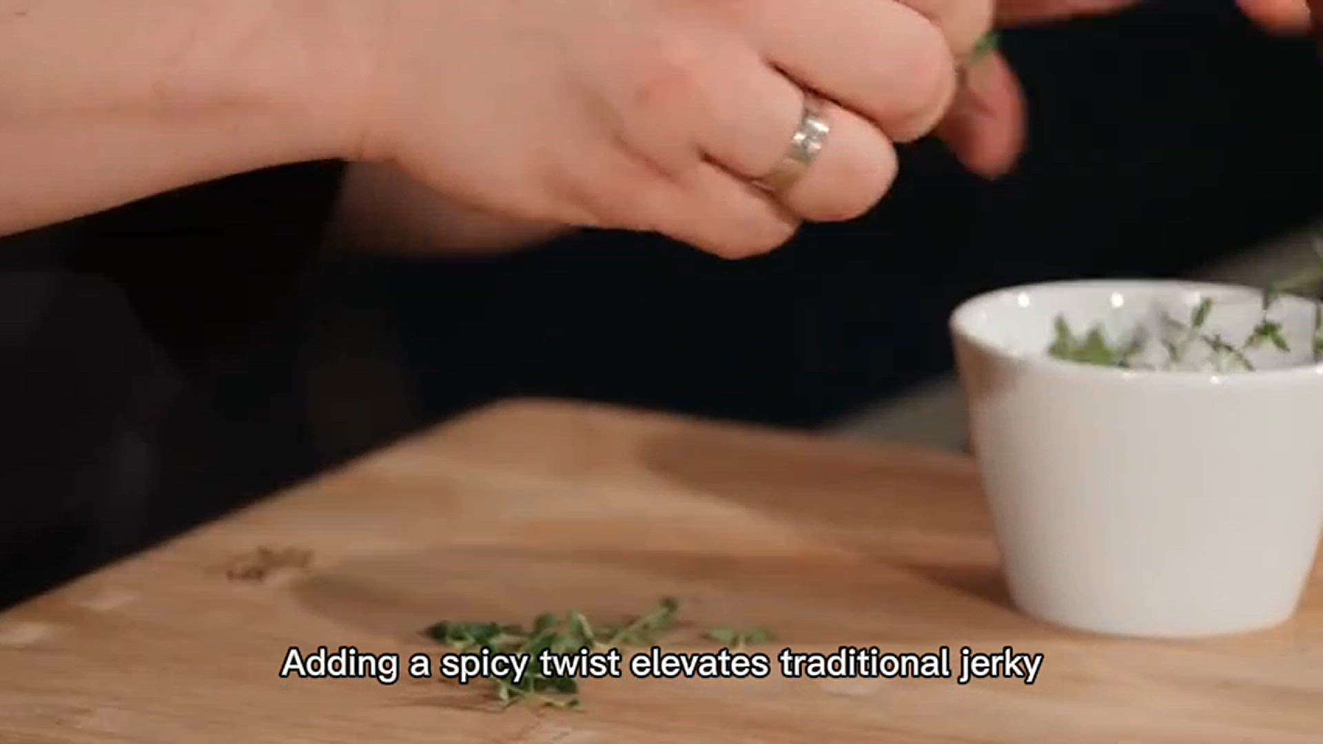 Video thumbnail for Spicy beef jerky