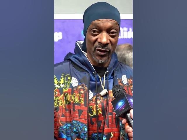 Video thumbnail for We talked with #SnoopDogg last night at the premiere of his movie, #theunderdoggs out Friday.