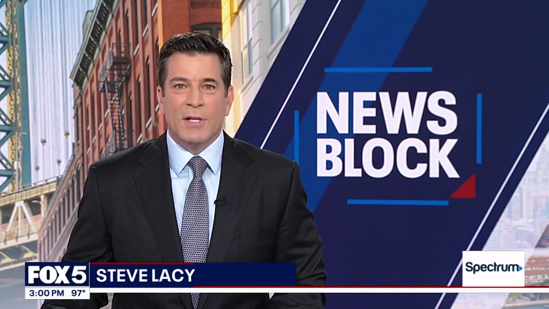 'Video thumbnail for NY News Update: NYC primary kicks off amid heat wave and power outages'