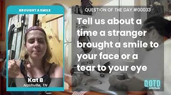 Video thumbnail for Kat received free pretzels from a pretzel stand. Love free food!