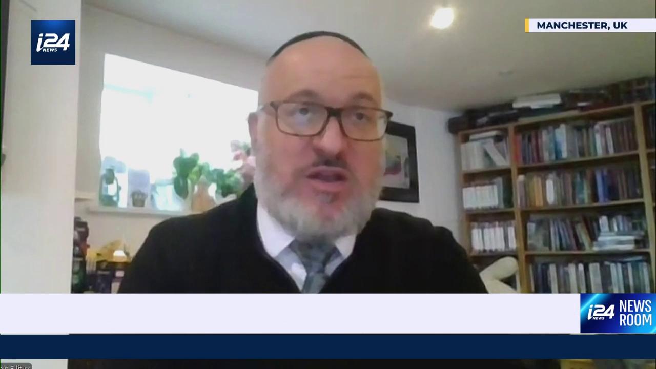 Video thumbnail for Manchester Jewish community reeling after attack