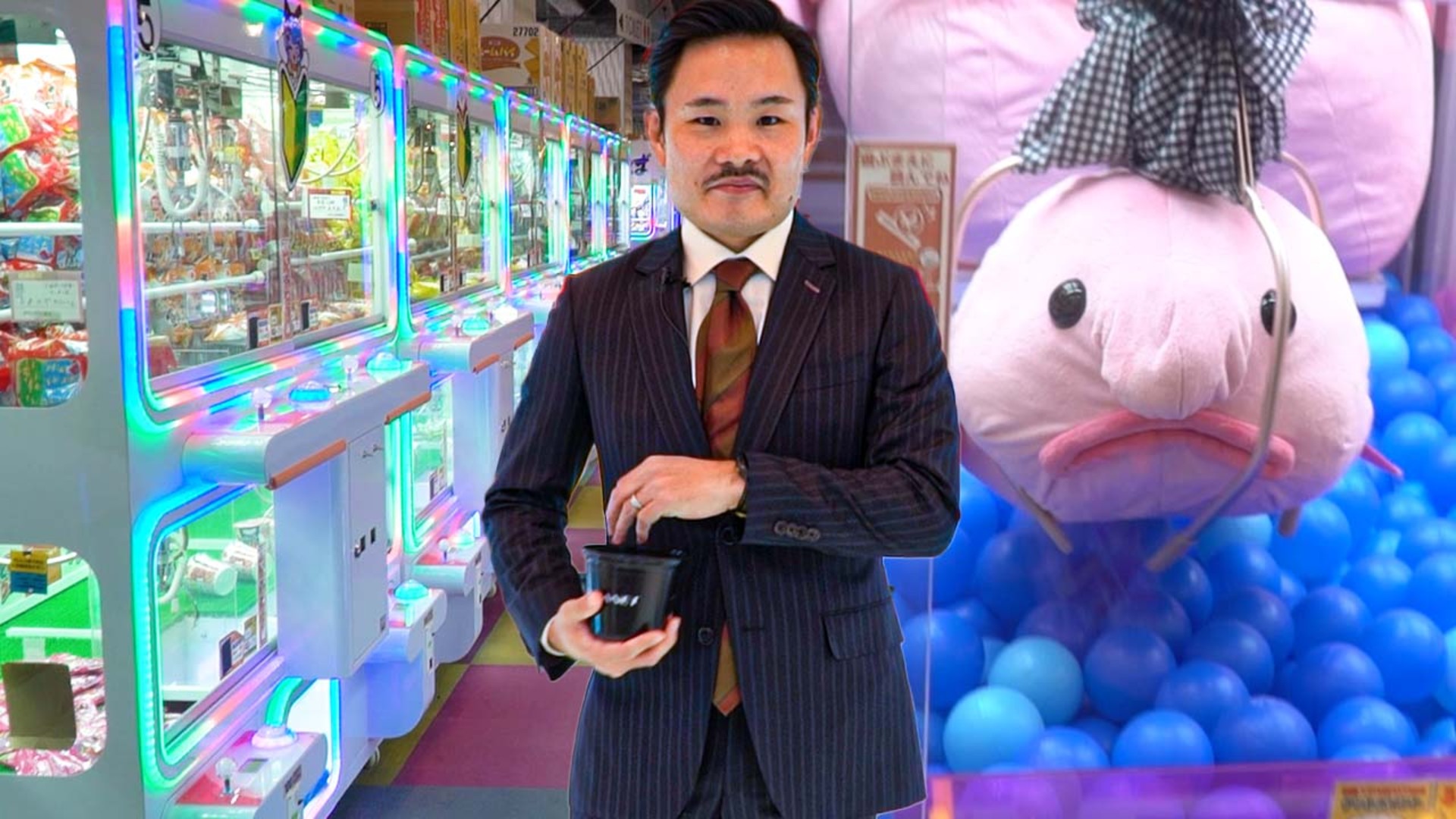 'Video thumbnail for Arcade holds over 500 claw machines'