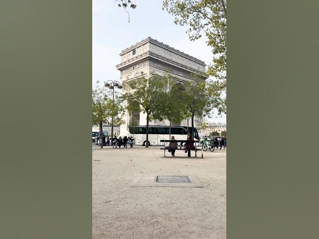 Video thumbnail for Filming some YouTube content near the Arc de Triomphe. New video soon 😛 #paris #arcdetriomphe