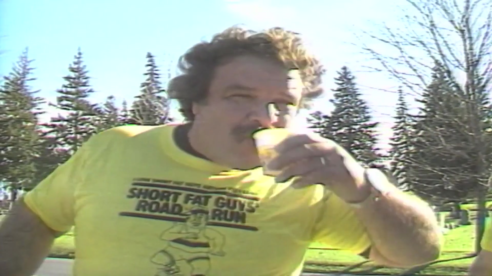 'Video thumbnail for Bob Uecker introduces Short Fat Guys Race for Episode 14 of The Wacky World of Sports'