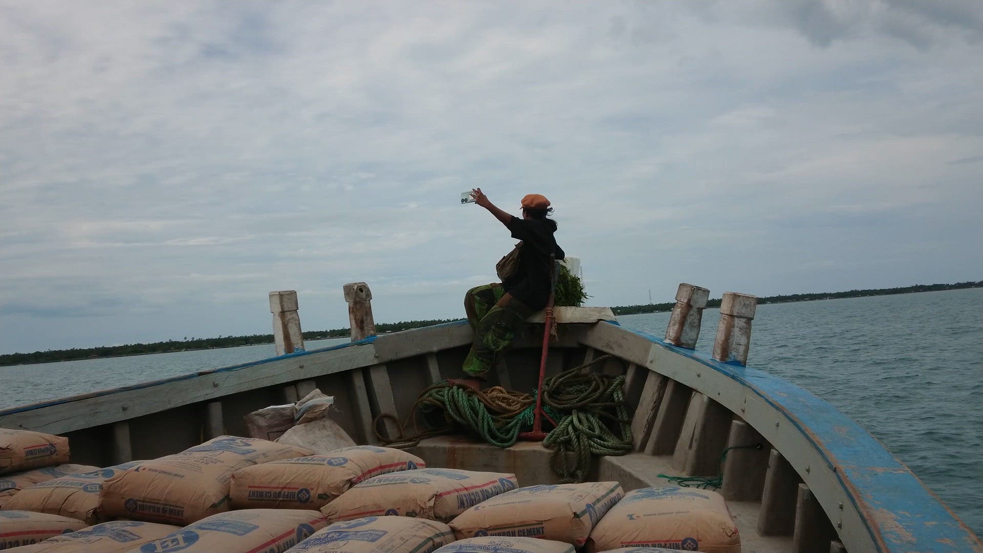 Video thumbnail for Girl in a small boat