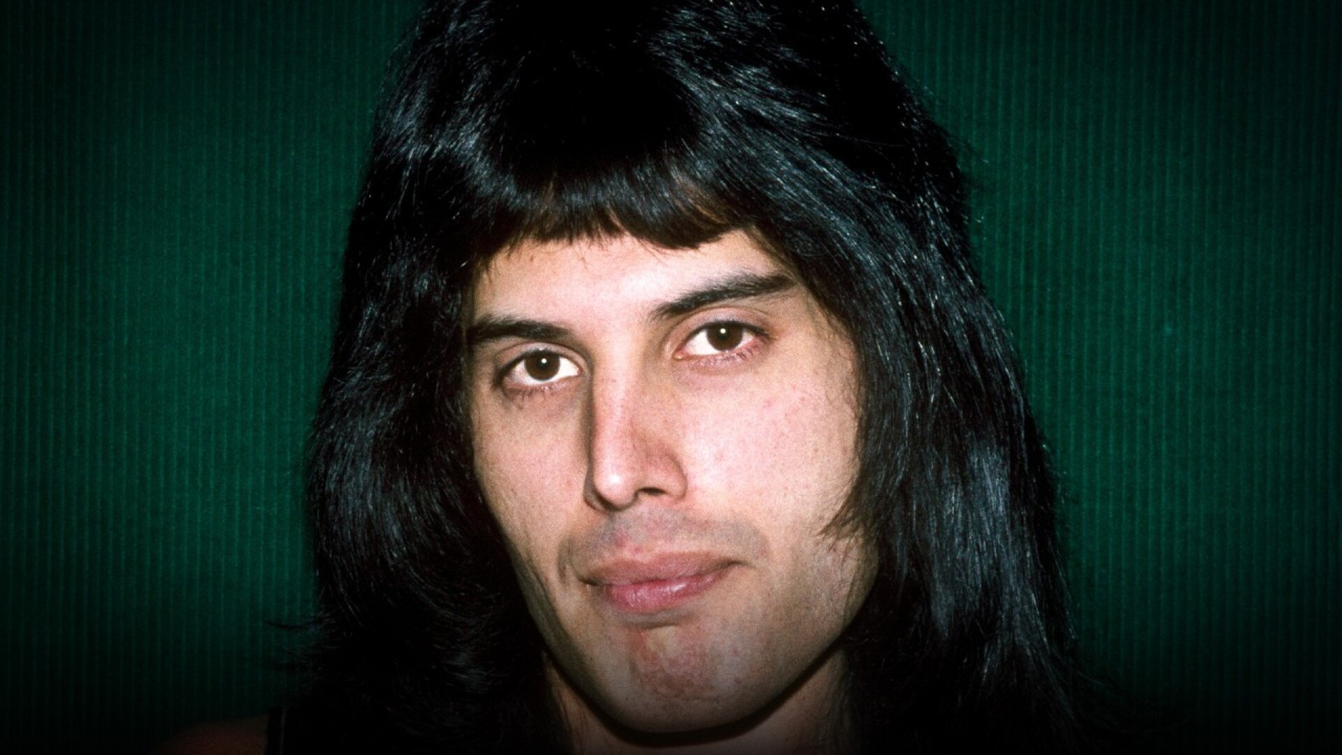 'Video thumbnail for Why There Will Never Be Another Band Like Queen'
