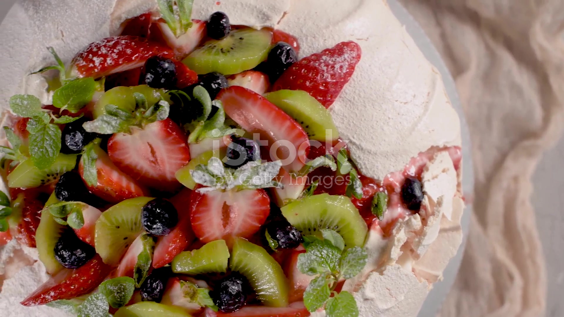 'Video thumbnail for La Elegancia del Merengue_ Pavlova Perfe 2025-06-15'