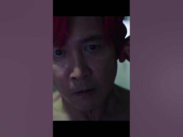 Video thumbnail for squid game season 2 | Gi-hyun finds a tracker in his body