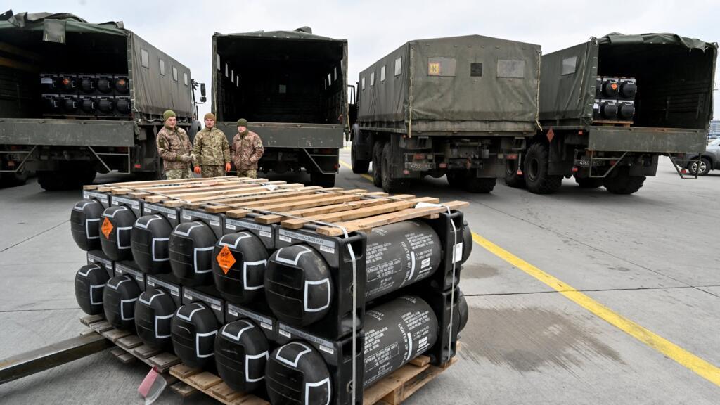 'Video thumbnail for US pause some weapons deliveries to Ukraine over depleting military stockpiles'