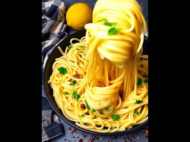 Video thumbnail for Lemon Butter Garlic Pasta Sauce