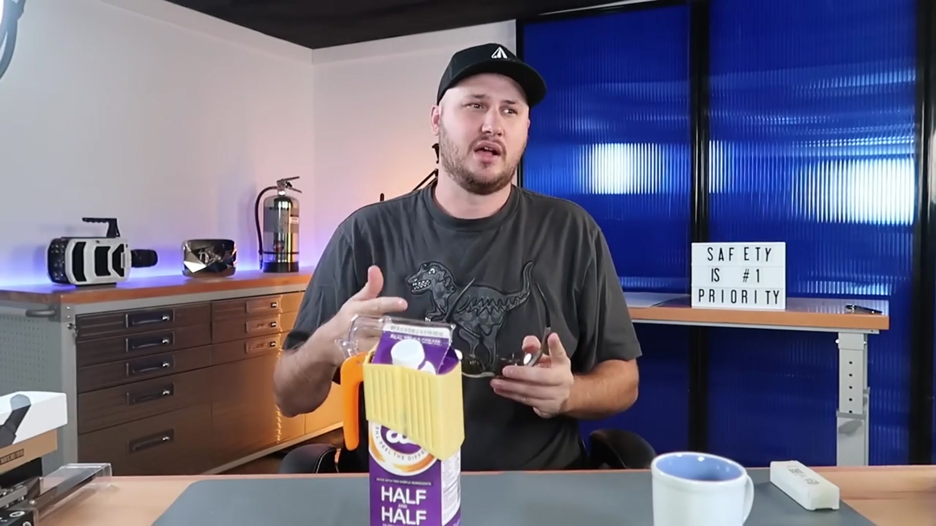 'Video thumbnail for 10 New Viral TikTok Kitchen Gadgets 2025'