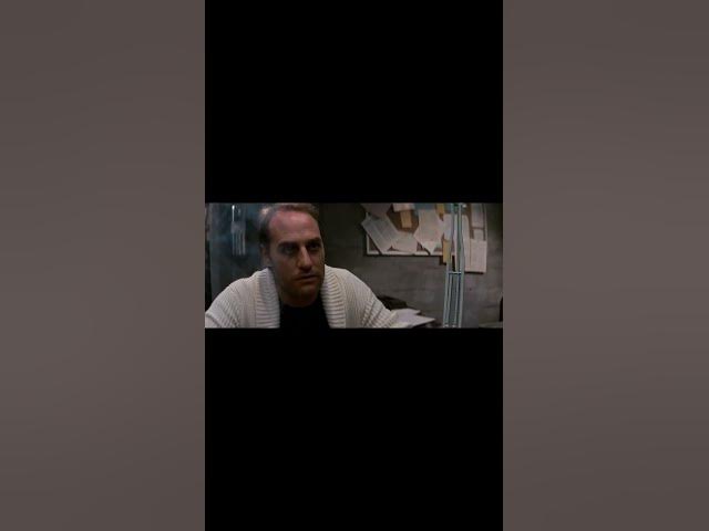 'Video thumbnail for POLTERGEIST: Assombrada por espíritos do multiverso família apela para uma médium com nanismo.'