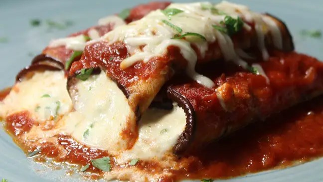 Video thumbnail for Eggplant Rollatini – Creamy Ricotta & Tomato Sauce Italian Classic