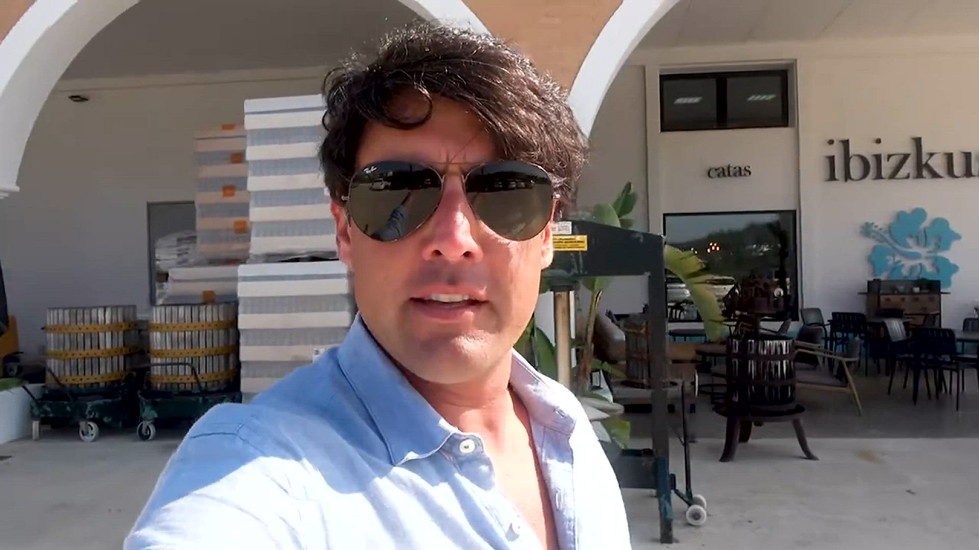 'Video thumbnail for Experimente Vinhos Locais de Ibiza: Sabores Únicos e Experiências Inesquecíveis! 🍷✨'
