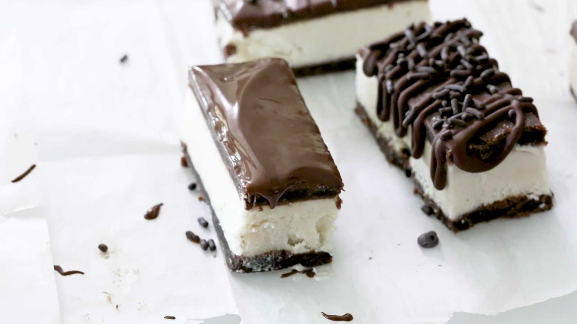 Video thumbnail for TRENDING; Gluten-Free Chocolate Vanilla Cottage Cheese Ice Cream Sandwiches ¦ Naturally Sweetened (720p 30f1ps)