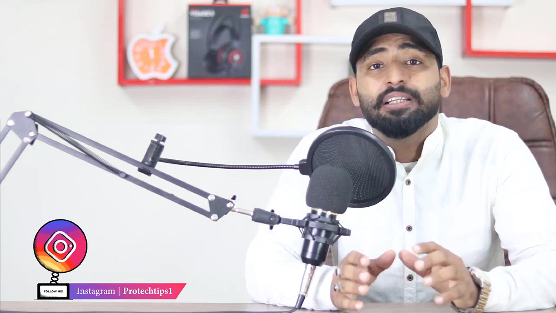 'Video thumbnail for What is BLOGGING and How to Make Money From it __ Blogging Kaya hai - Blog kya hota hai'