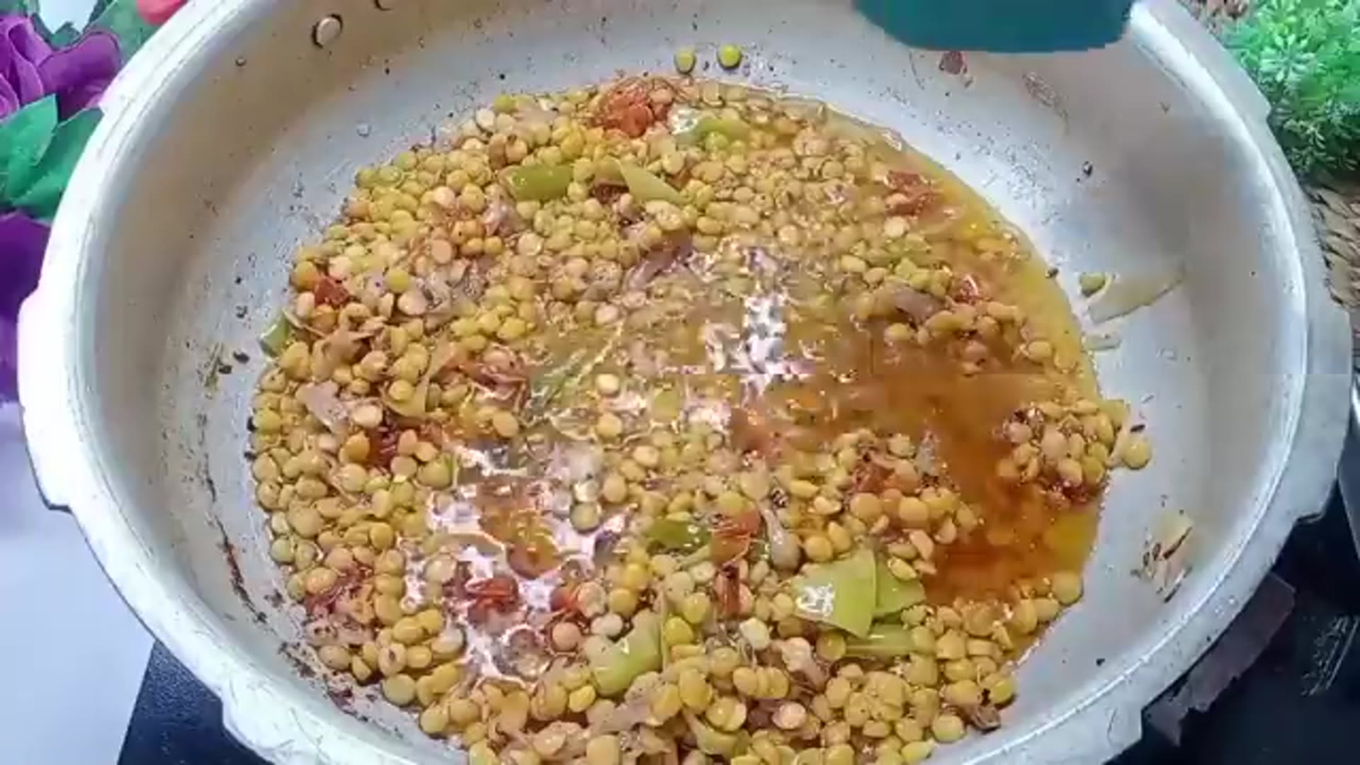 Video thumbnail for Dal Wali Biryani recipe