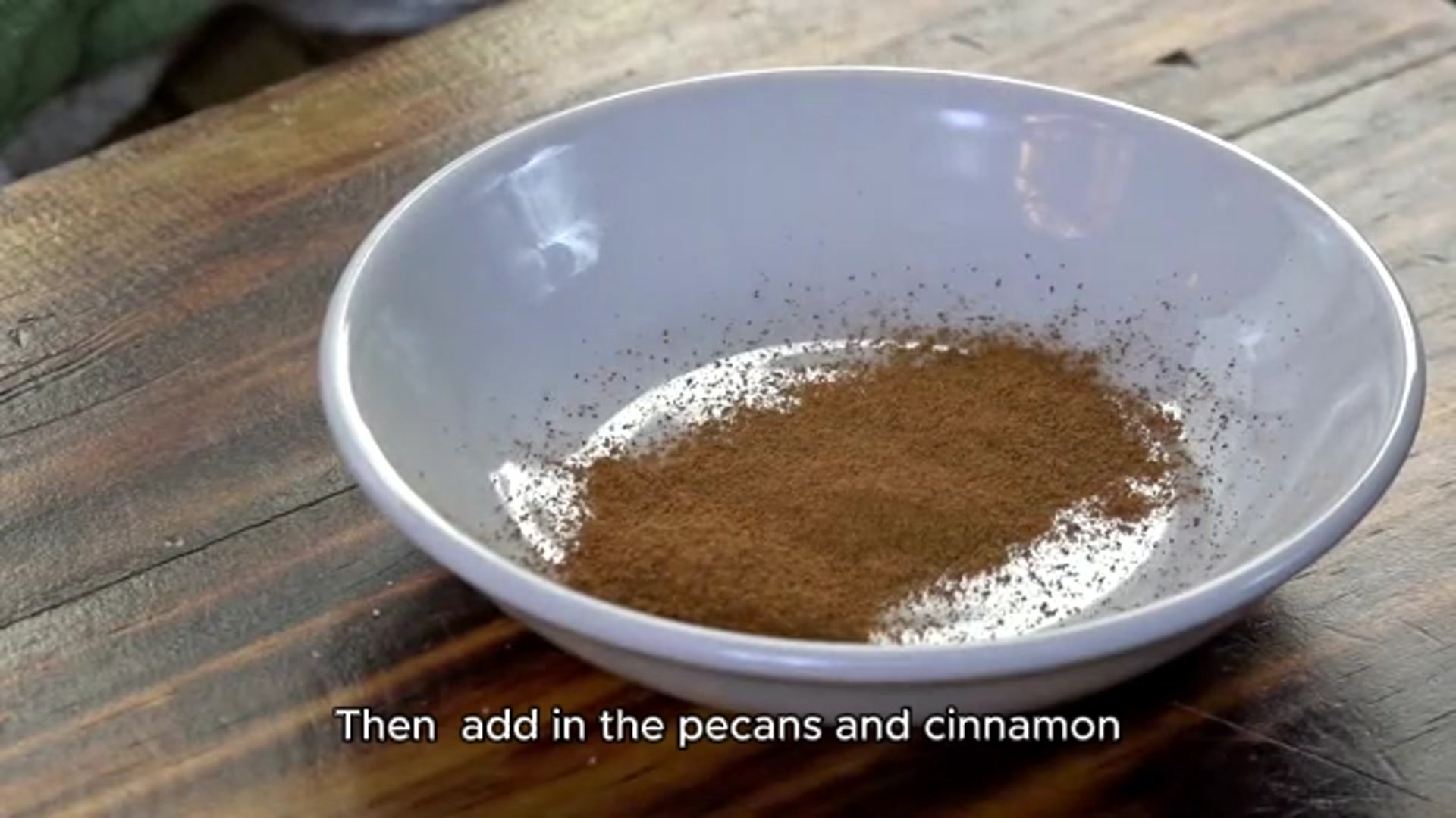 Video thumbnail for Pecan Cream Cheese Rolls Recipe