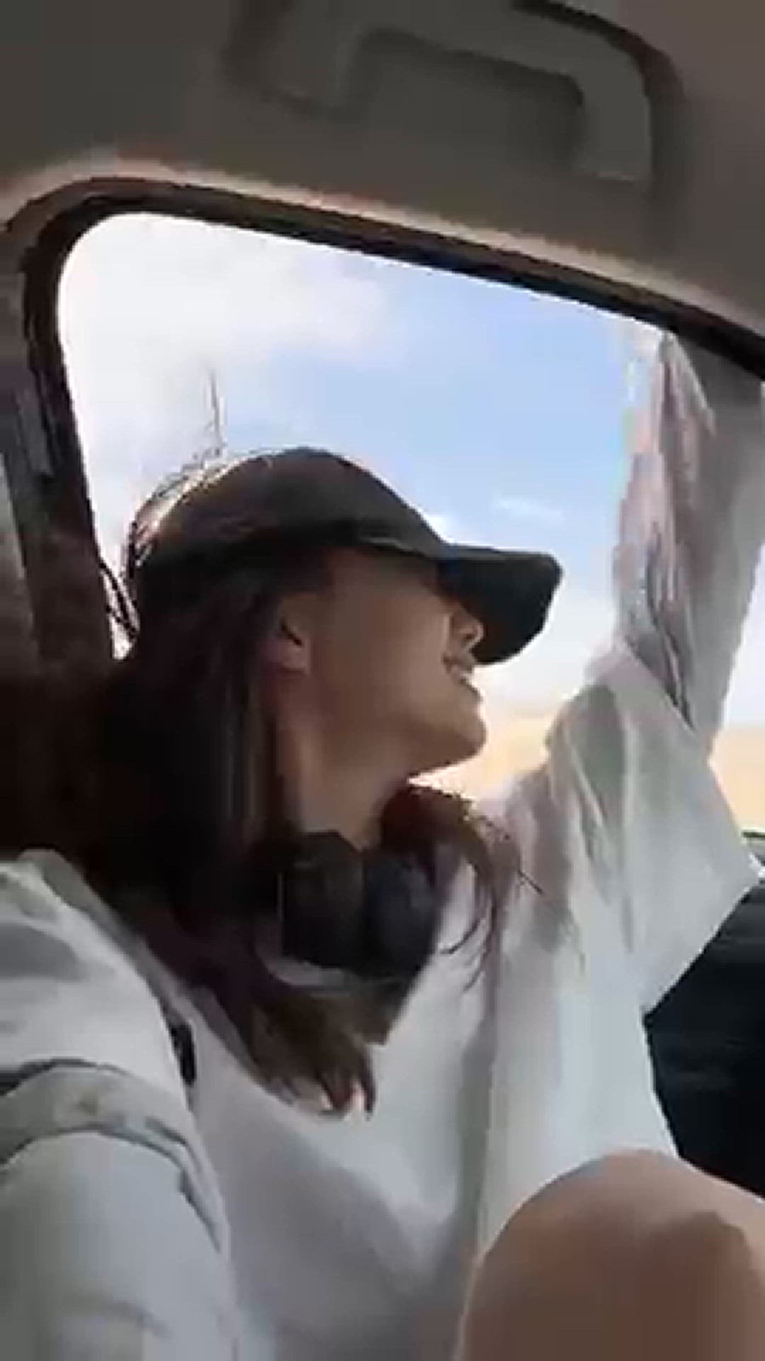 Video thumbnail for 【港澳專區】二代版 毓 NaSaDen納莎登新無憂霧面髮絲紋拉鍊行李箱【諾森黑】登機箱22吋/26吋