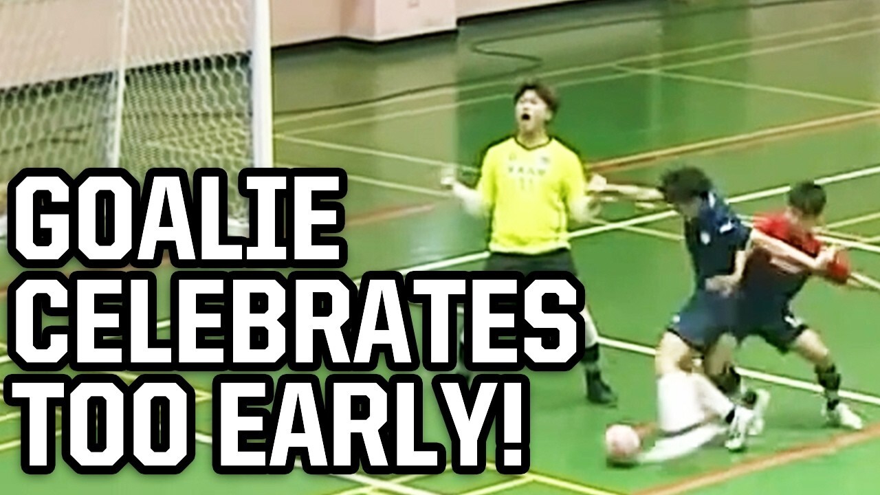 Video thumbnail for Premature celebration has the goalie looking ridiculous | Things You Missed