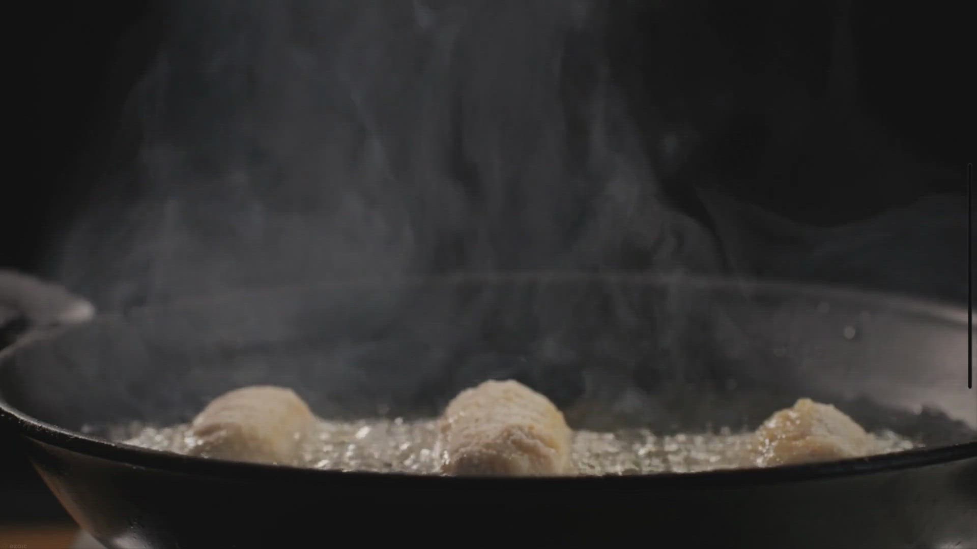 Video thumbnail for Las MEJORES CROQUETAS de cocido del mundo