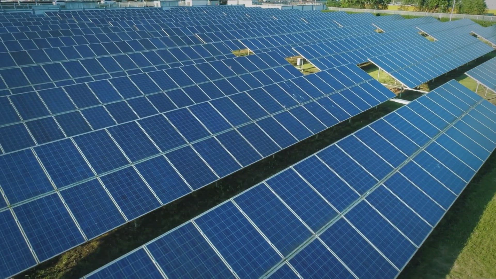'Video thumbnail for Charging Battery With Solar Panel Without Controller: A Comprehensive Guide'
