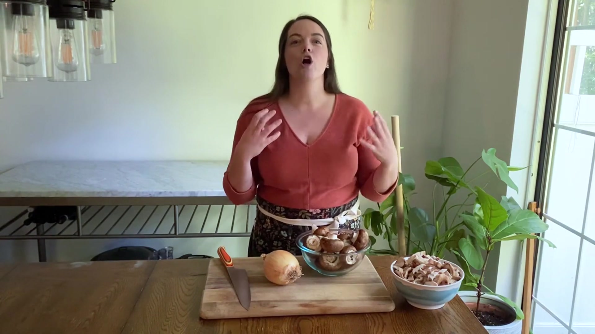 Video thumbnail for How to Make Vegan Pulled Mushroom BBQ Sandwiches ¦ Taste the Trend ¦ EatingWell (720p 30fps)