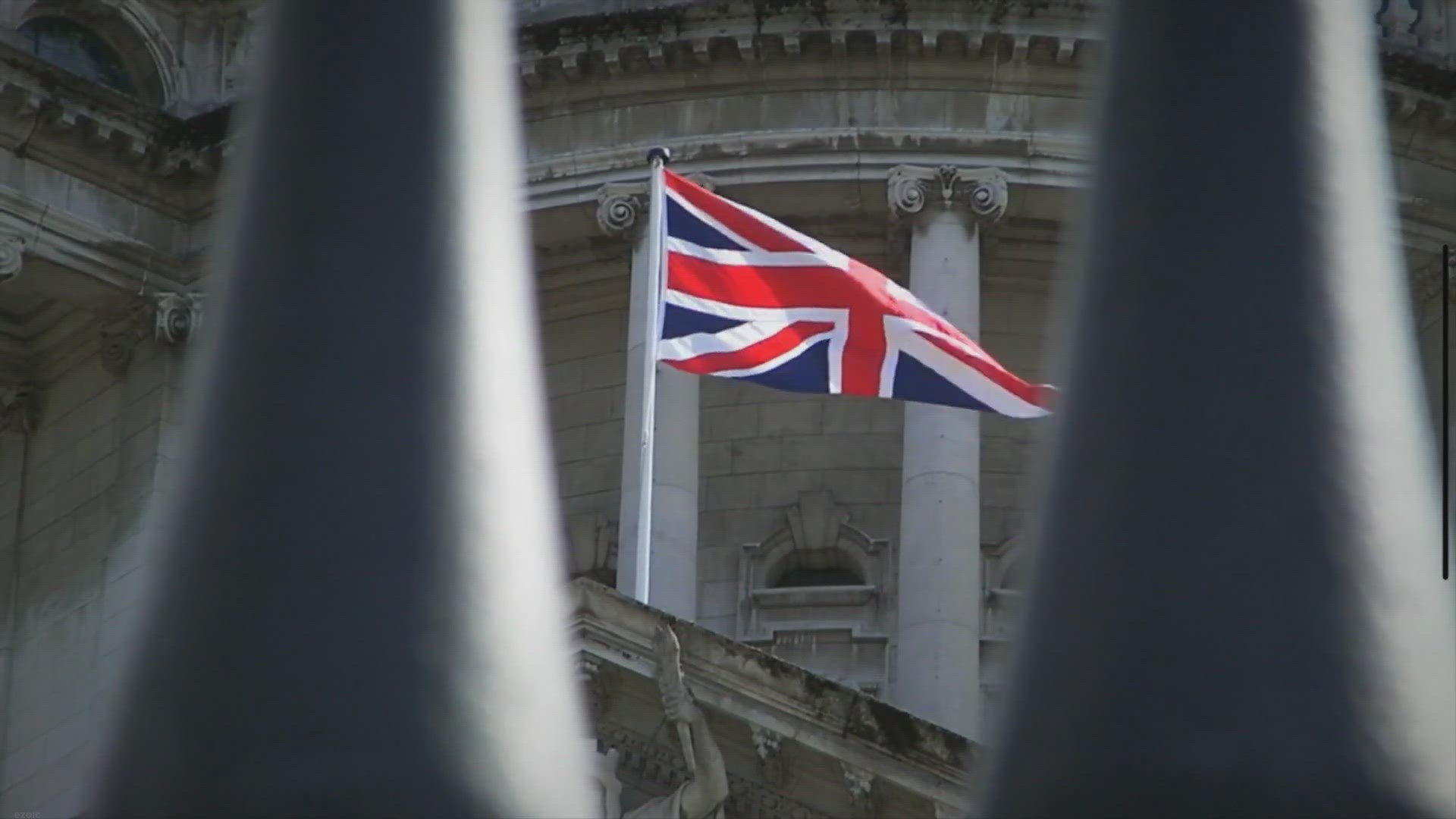 Check Average Annual Salaries For Marketing In The UK - Check-a-Salary