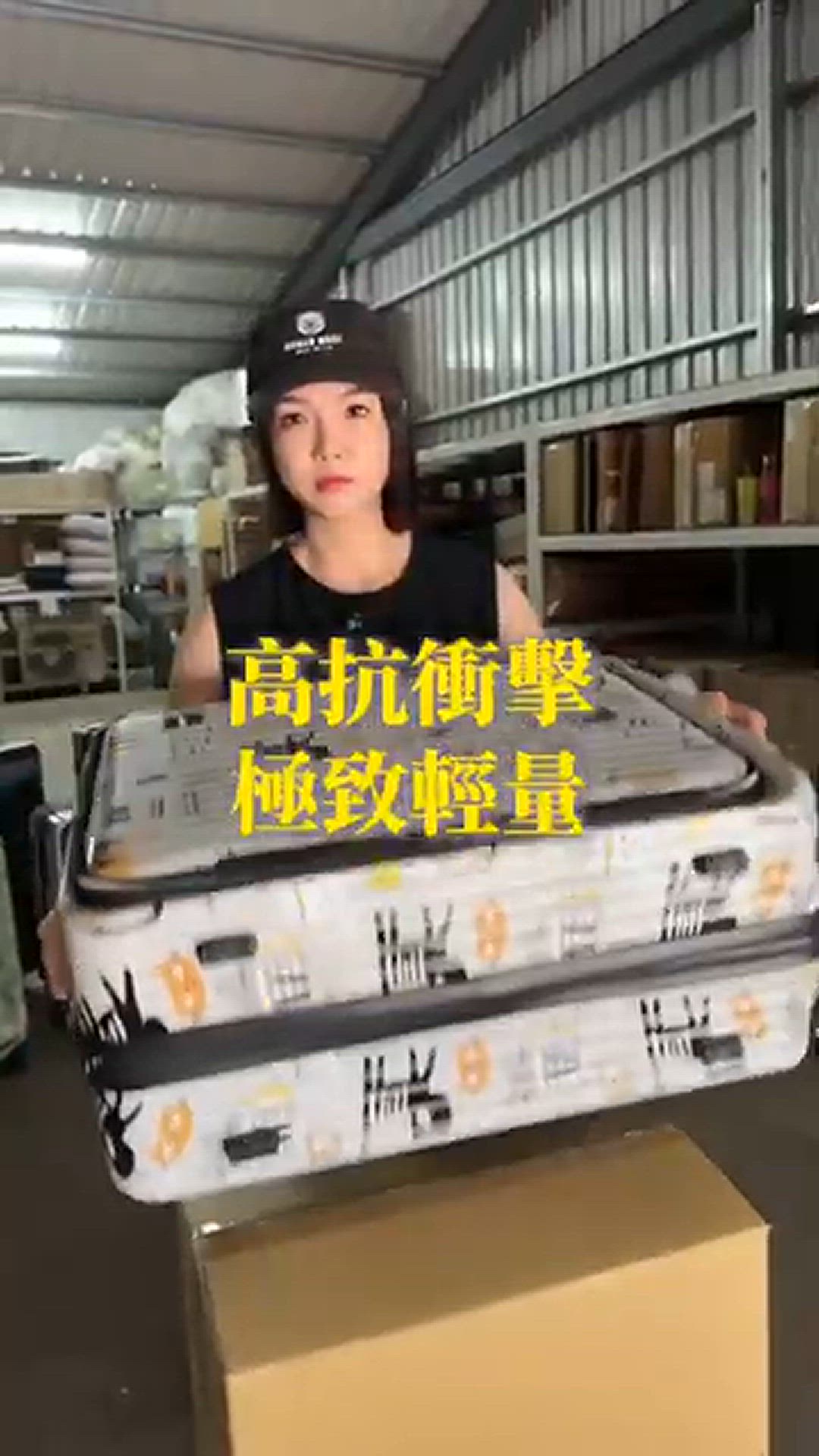 Video thumbnail for 【德國NaSaDen納莎登】 萊茵系列前開行李箱-英格藍貓深藍