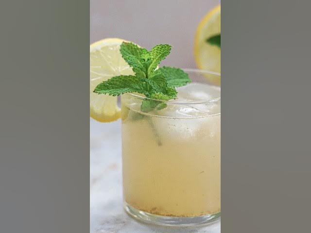 Video thumbnail for गर्मी में रोज खाएं ये चीजें, शरीर में नहीं होगी पानी की कमी | #garmi