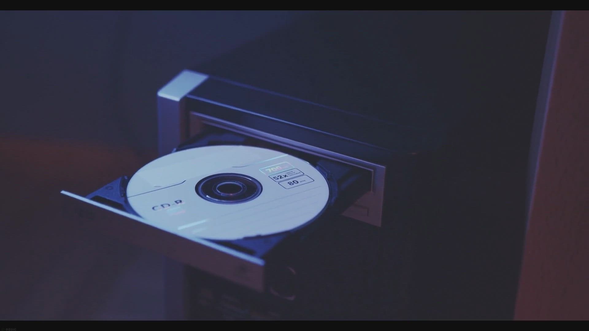 'Video thumbnail for ISO Opener: Extracts Files and Folders without the Need to Mount an ISO Image'