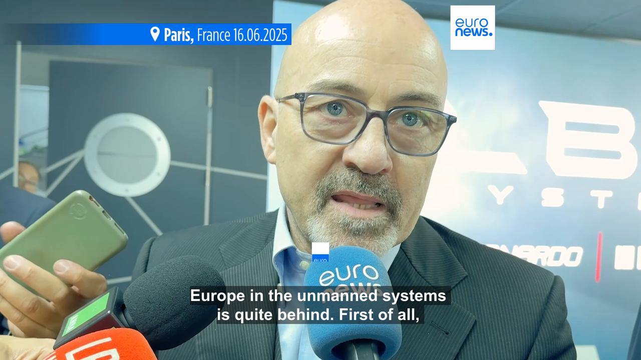 'Video thumbnail for Drones take center stage as Europe races to catch up at Paris Air Show'
