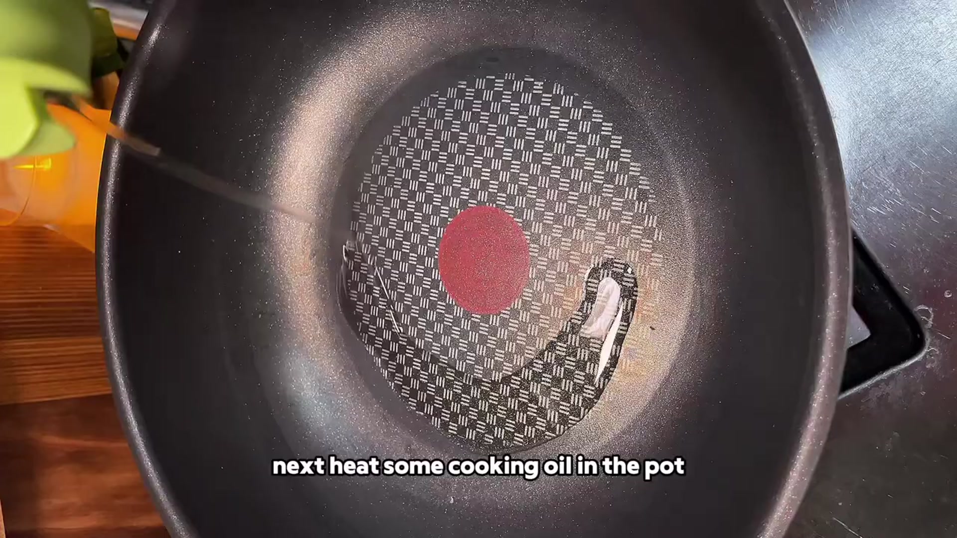 Video thumbnail for This way of making fried noodles is simple delicious and so satisfying to eat (720P 60FPS)