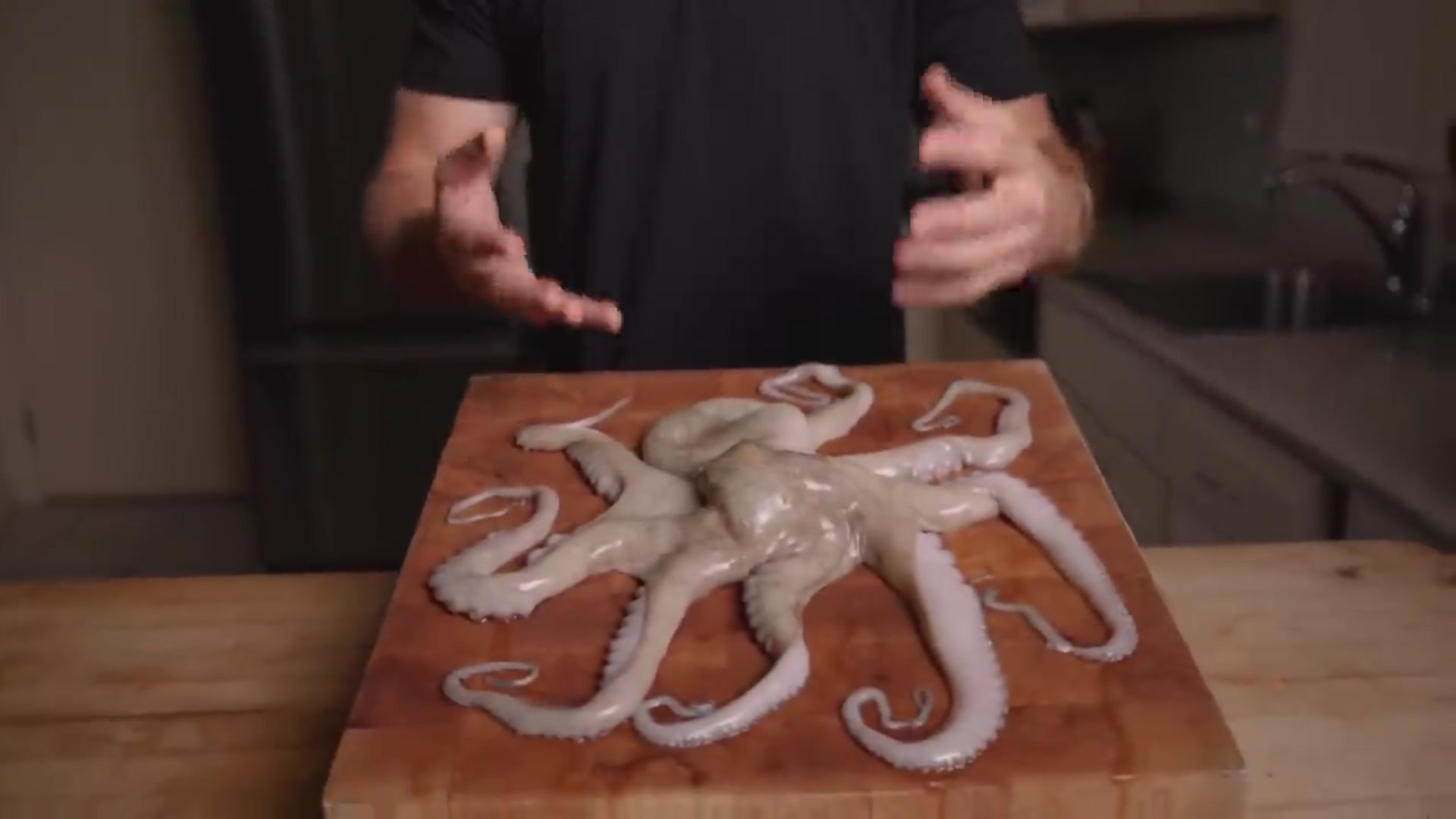 Video thumbnail for How to Cook Octopus_ Grilled_ Sousvide_ and SMOKED(720P_HD)