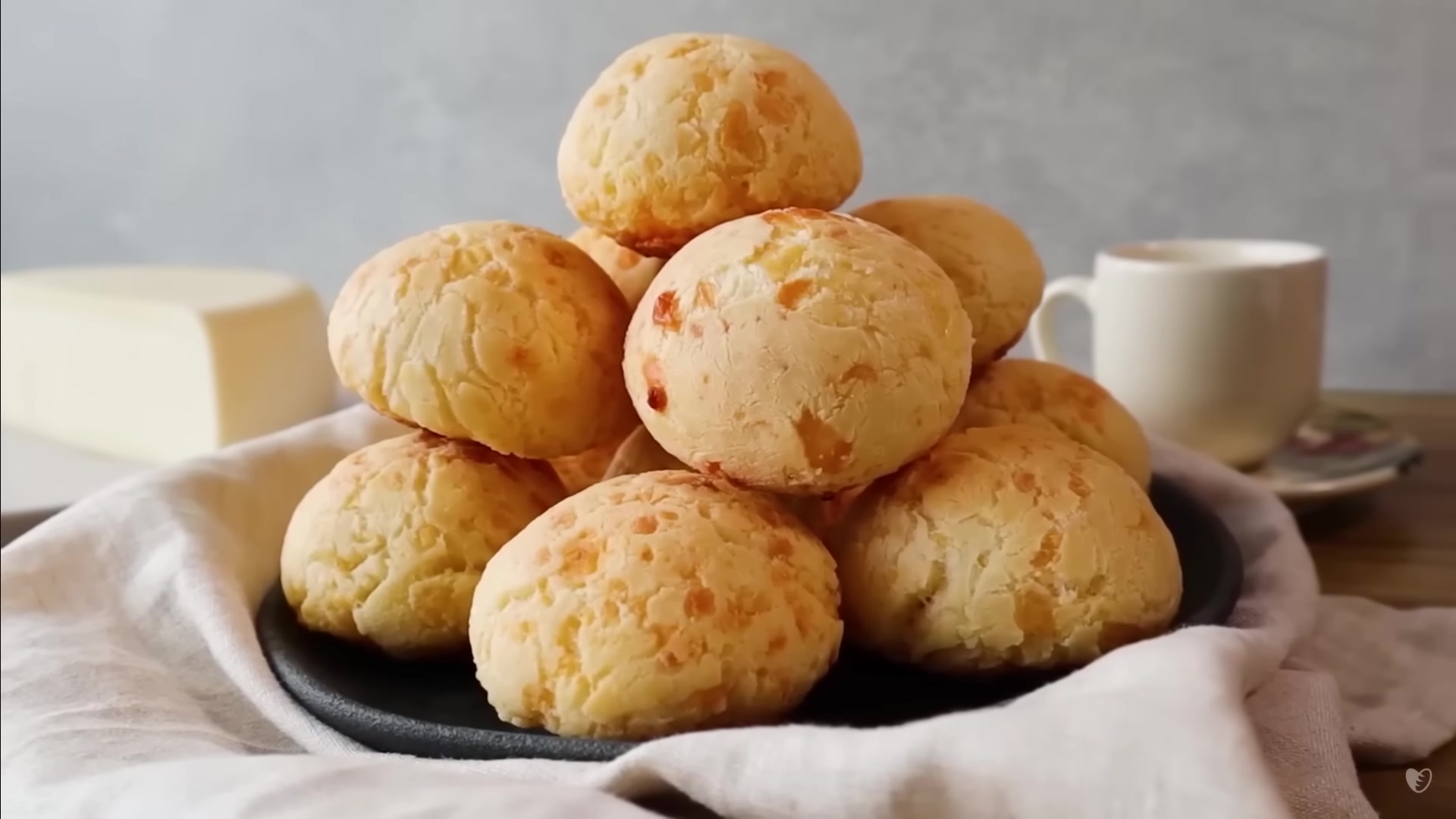 Video thumbnail for BISCOITO DE POLVILHO na airfryer
