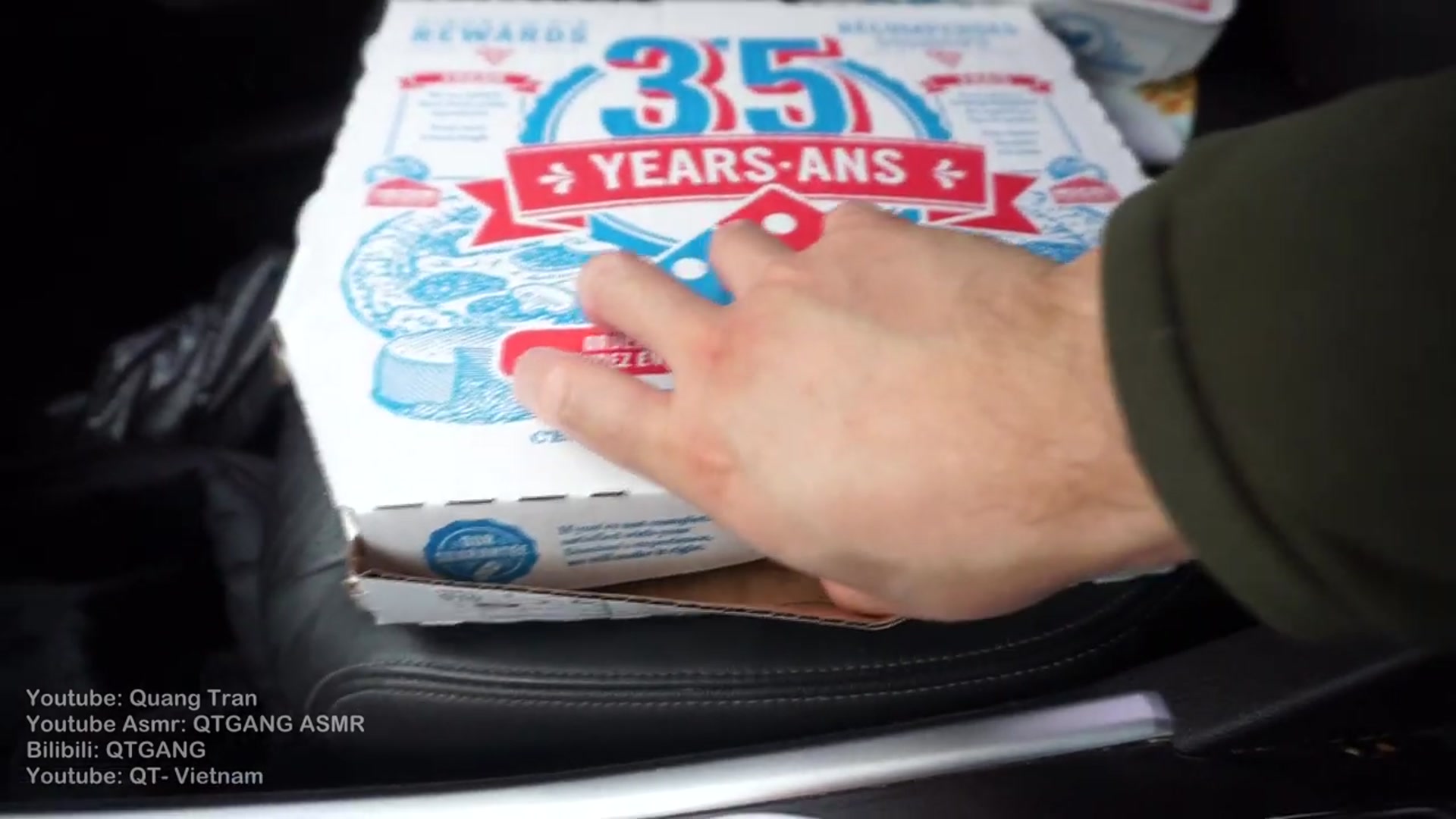 Video thumbnail for DOMINOS PIZZA  Mukbang(720P HD)