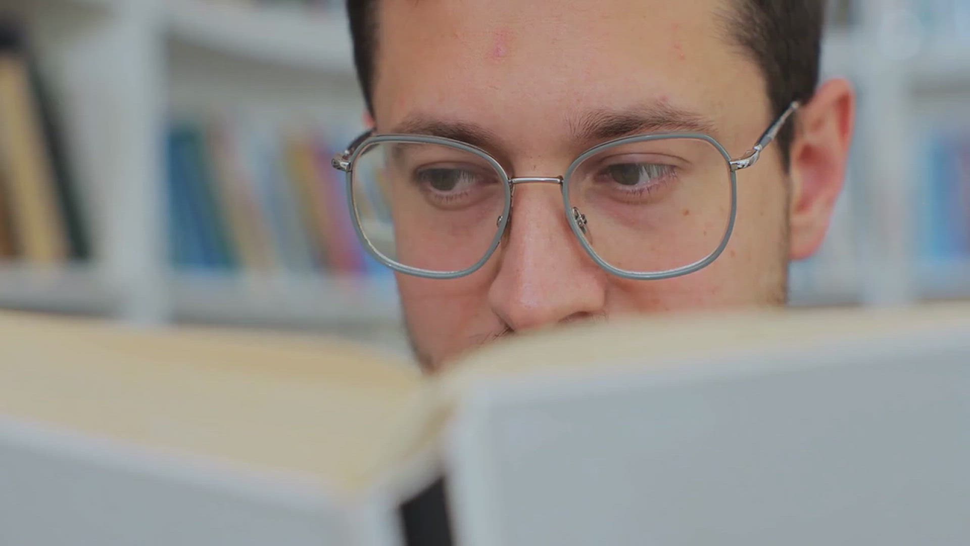 'Video thumbnail for Utilizing U.S. College Career Centers for Job Placement'