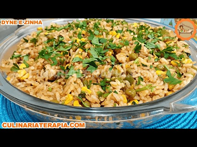 'Video thumbnail for Galinhada de Arroz com Frango Super Deliciosa Fácil e Rápida'