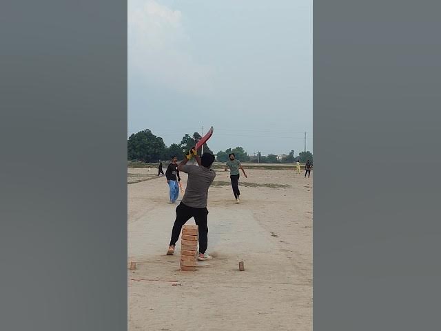 Video thumbnail for behtarin shot lagai #cricket