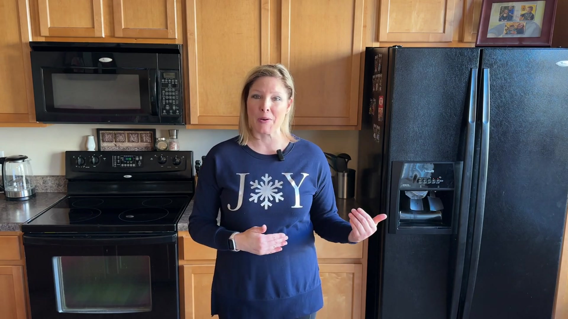 Video thumbnail for Festive Keto Chocolate Peppermint Cookies ¦ Low-Carb Holiday Treats (720p_30fps_H264-128kbit_AAC)