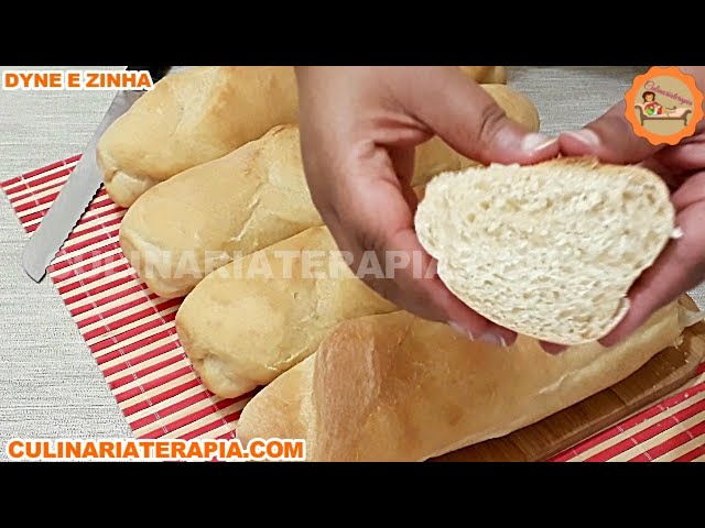 'Video thumbnail for Pão Caseiro Simples e Fácil Sem Leite Super Econômico Especial Para Rabanada'