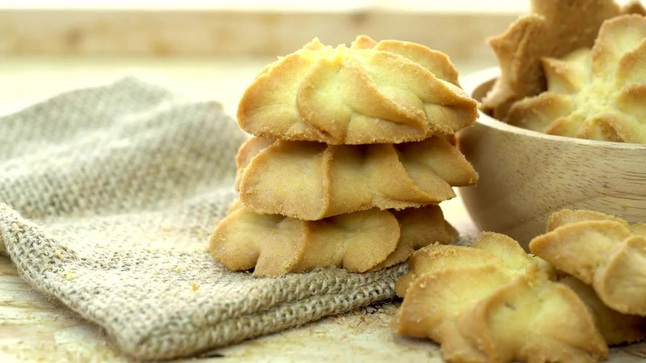 Video thumbnail for How to Make Sugar free Shortbread Cookies-video blog