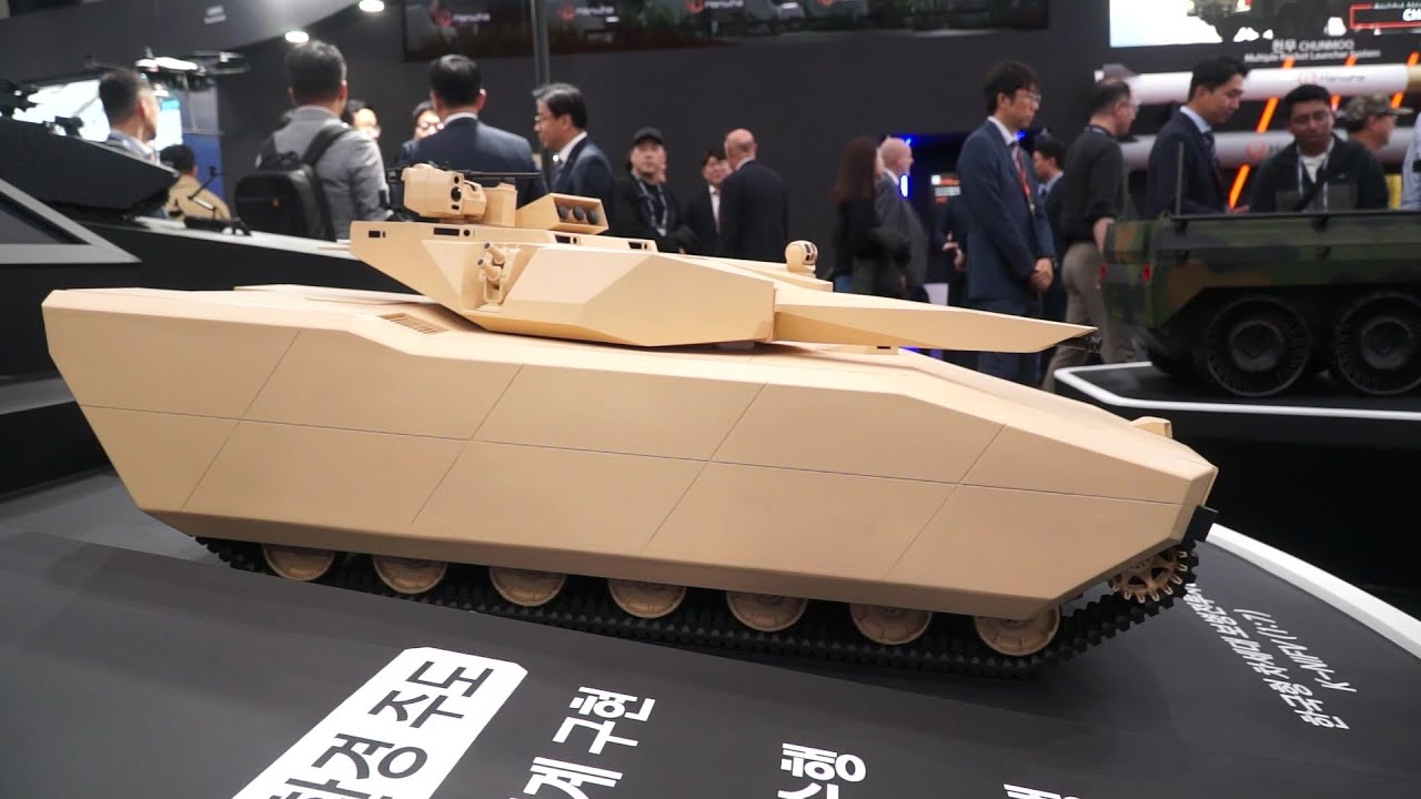 'Video thumbnail for Hanwha South Korea Reveals K-NIFV Korean New Infantry Fighting Vehicle & K-21 Armored Variants'
