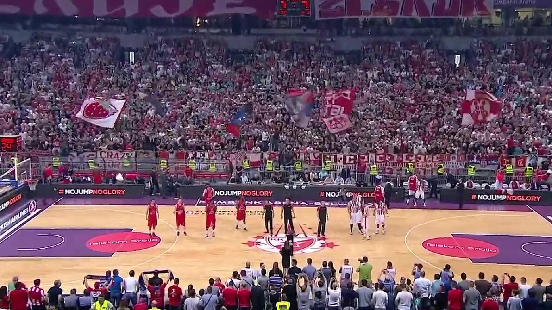Video thumbnail for Crvena Zvezda fans Atmosphere